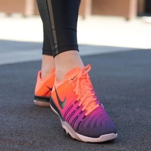 womens nike free tr 6 training shoes